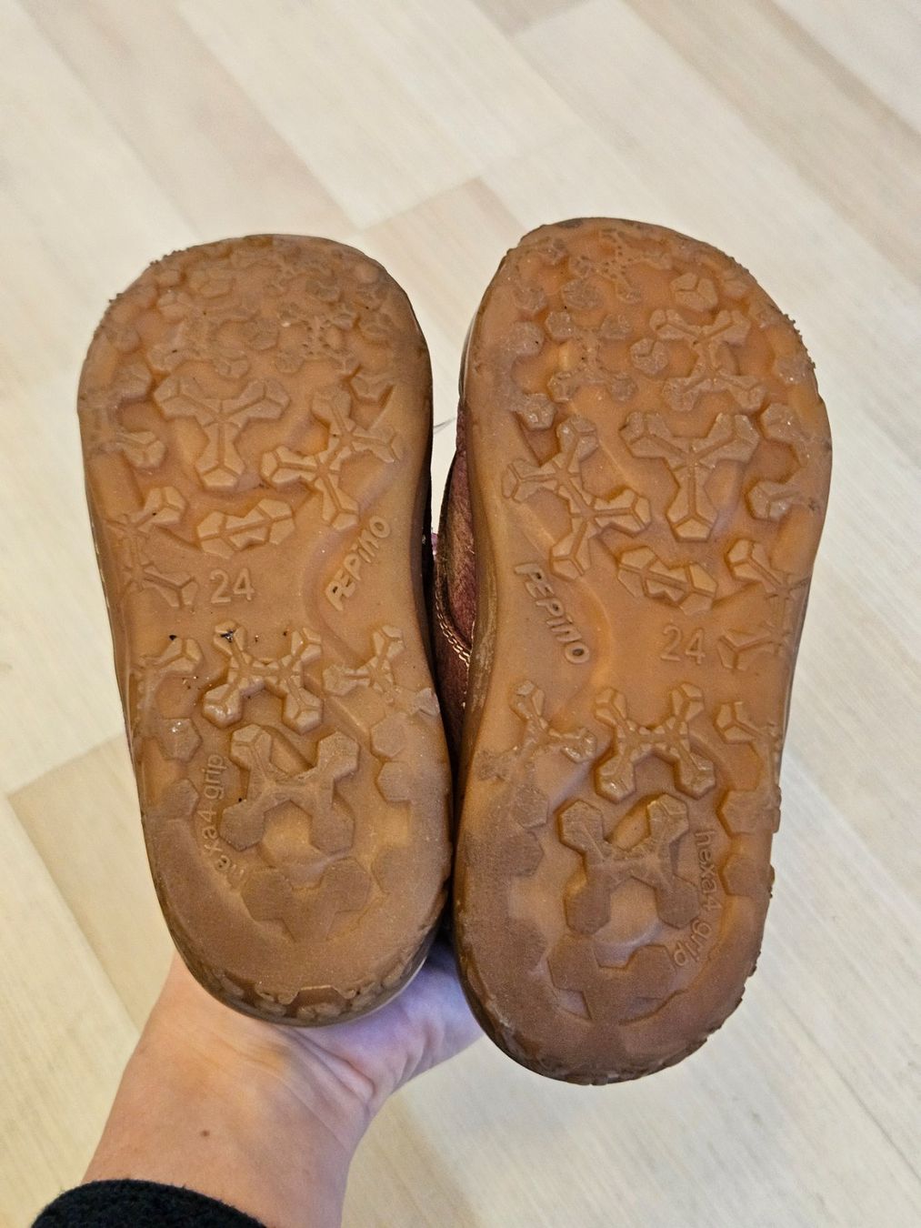 Scarpe per ragazzi: Pepino Schuhe 24 – Usato da Liestal venduto da Seraphine87 1