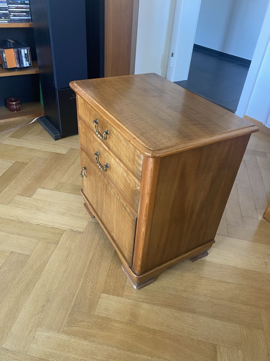 Comodini: Nachttisch Kommode Holz vintage – Usato da Grenchen venduto da Vintagewatchoverdose 2