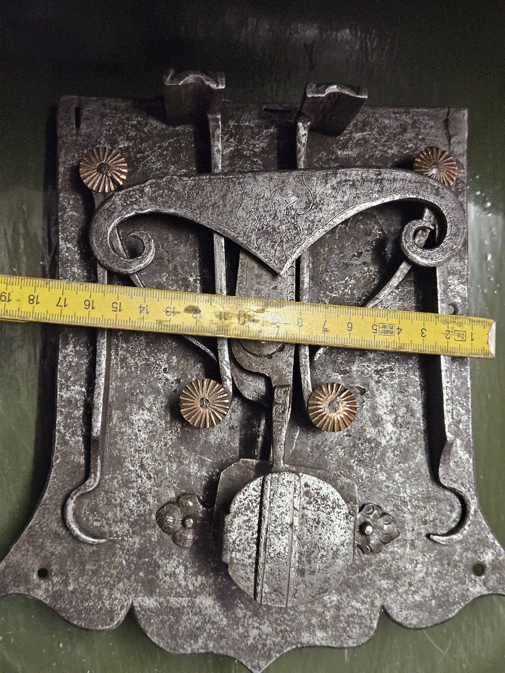 Cadenas: schloss mittelalter antik – D'occasion à Schwellbrunn par Omega-alpha 6