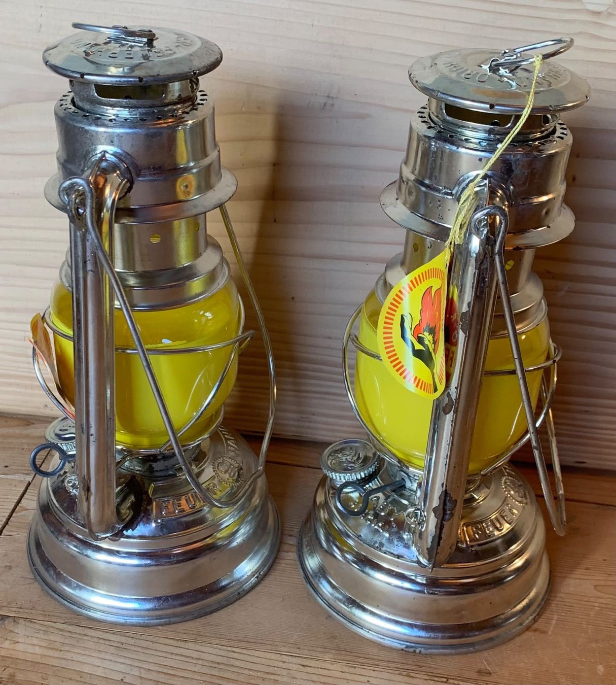 Lampade & Luci: 2 Petrollaternen Feuerhand der CH Armee – Nuovo (secondo la descrizione) da Goldingen venduto da Bergler012 2