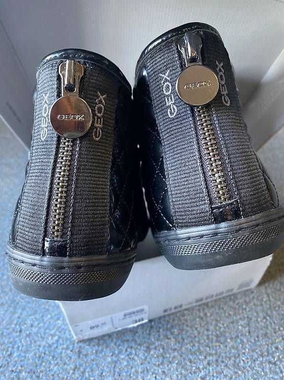 Scarpe da donna: GEOX Winterschuhe, 38 – Usato da St. Gallen venduto da Konstanza 3