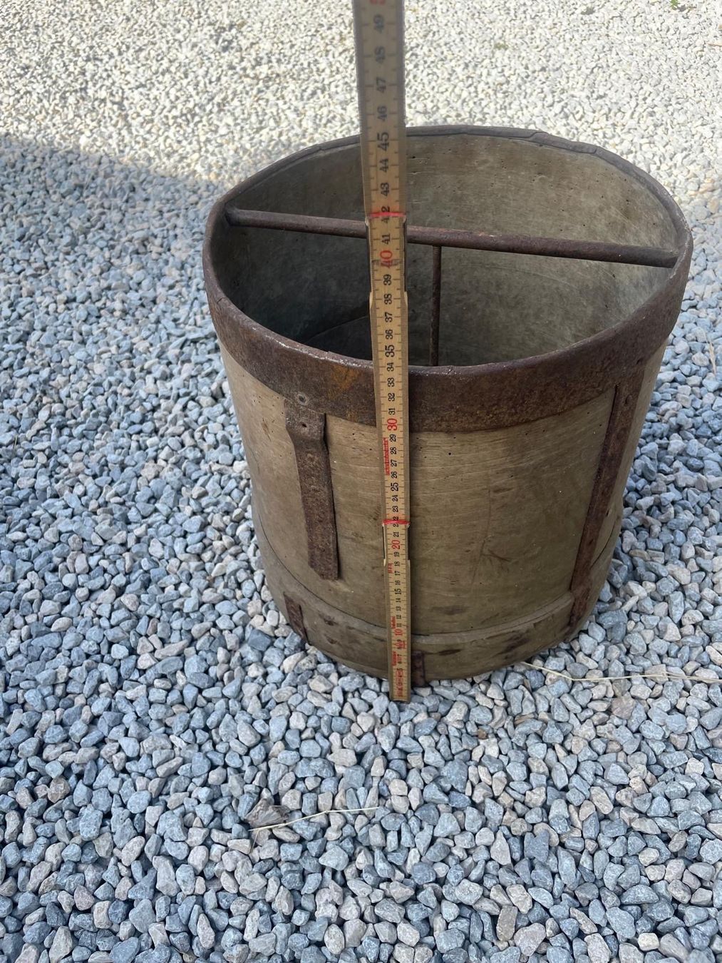 Alle Werkzeuge: Boisseau mesure grain ancienne bois – Gebraucht aus Lajoux JU von Briard0
