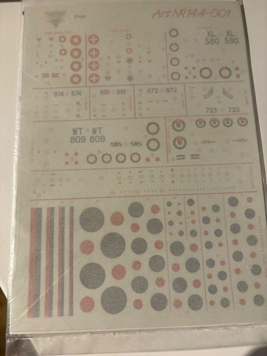 Kits de montage: 1/144 HUNTER DECALS – D'occasion à MÜHLEDORF/SO par tru_wsv8 1