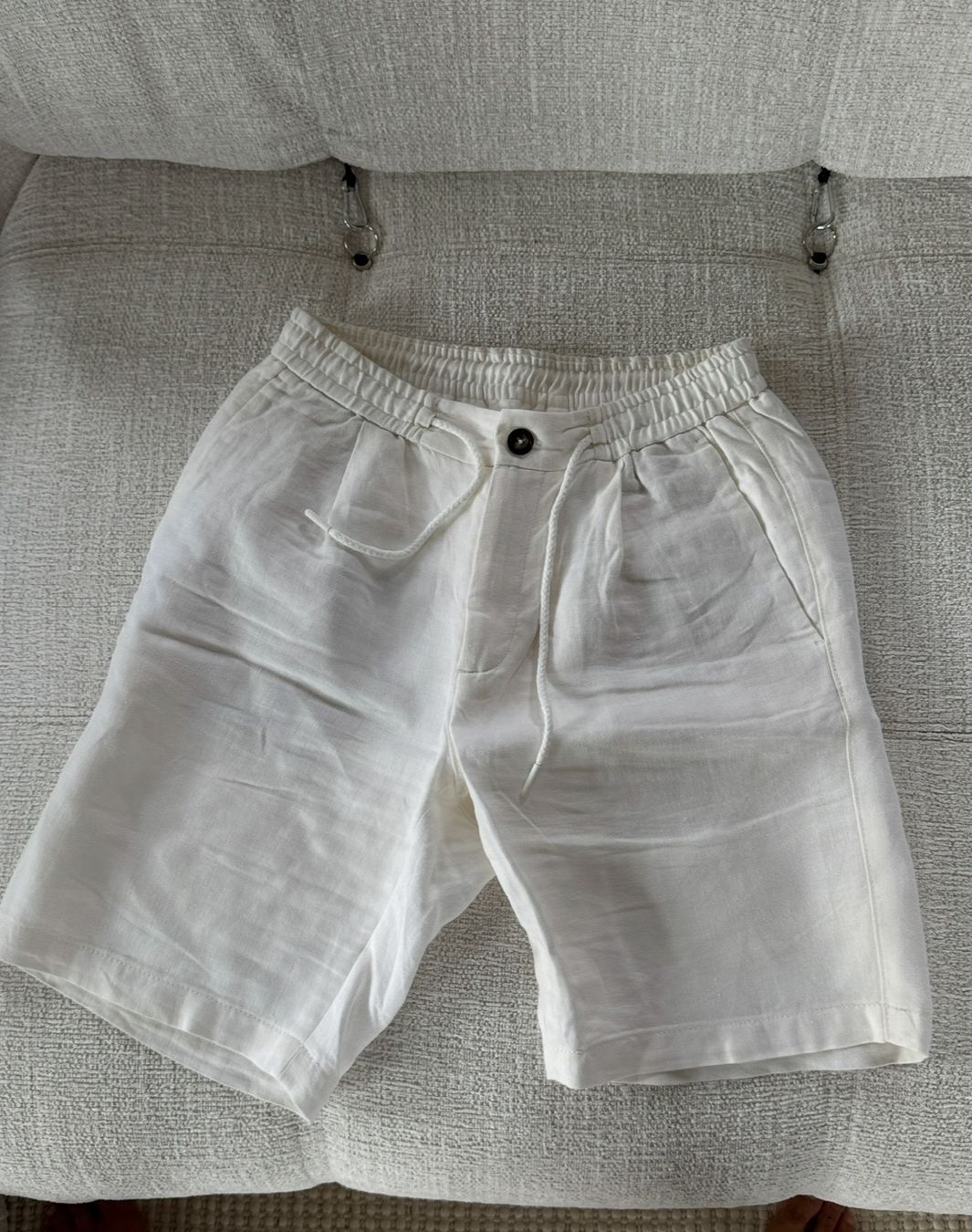 Massimo Dutti Pantaloni: Shorts | Massimo Dutti – Usato da Horgen venduto da onur_5 1