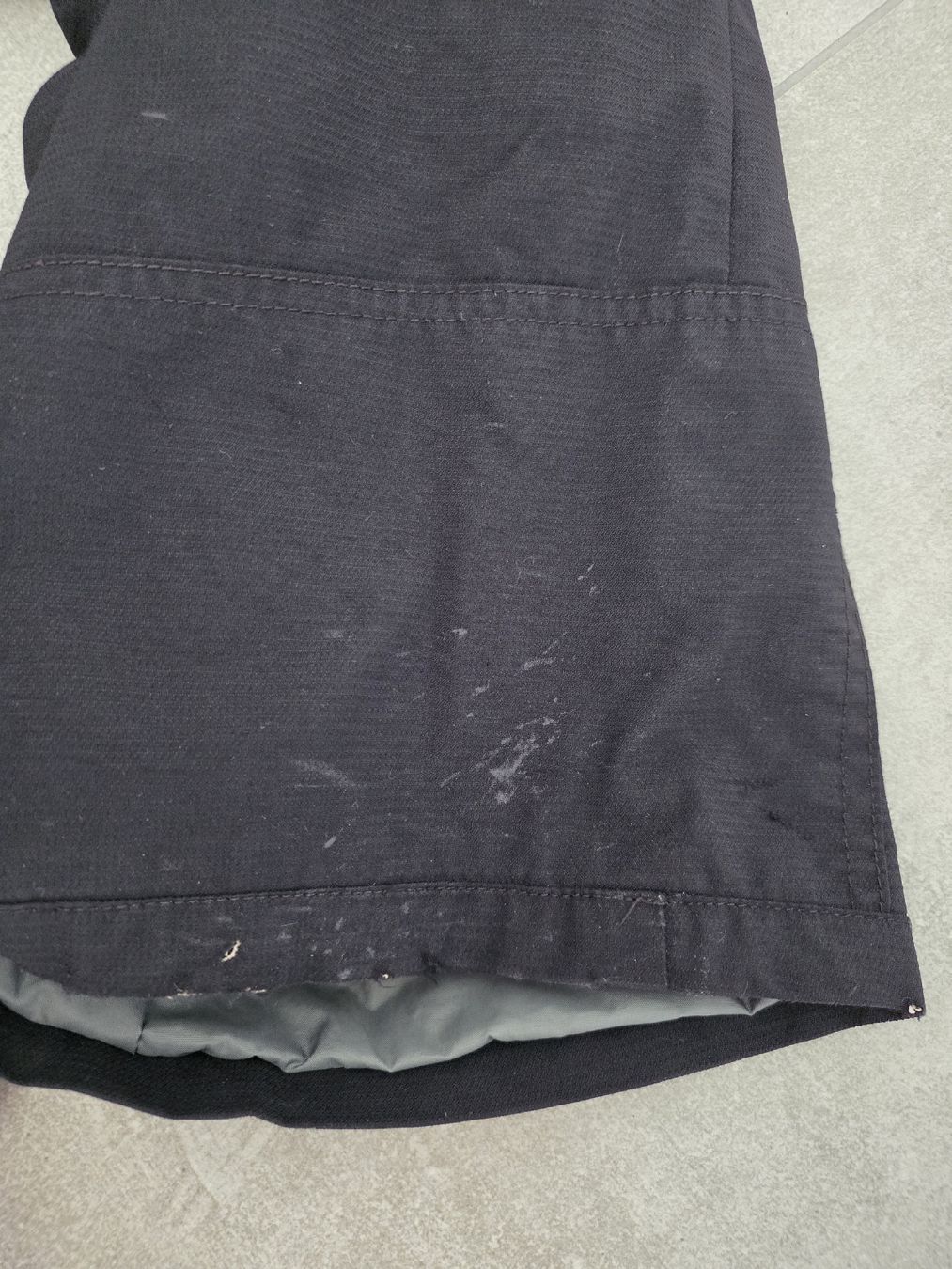 Pantaloni: pantalon de ski – Usato da Vétroz venduto da tgu_2rjn 2