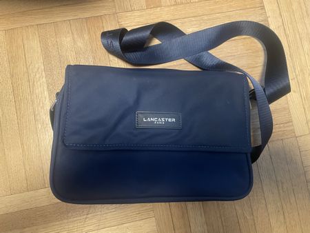 Sac bandoulière Lancaster bleu marine bon état