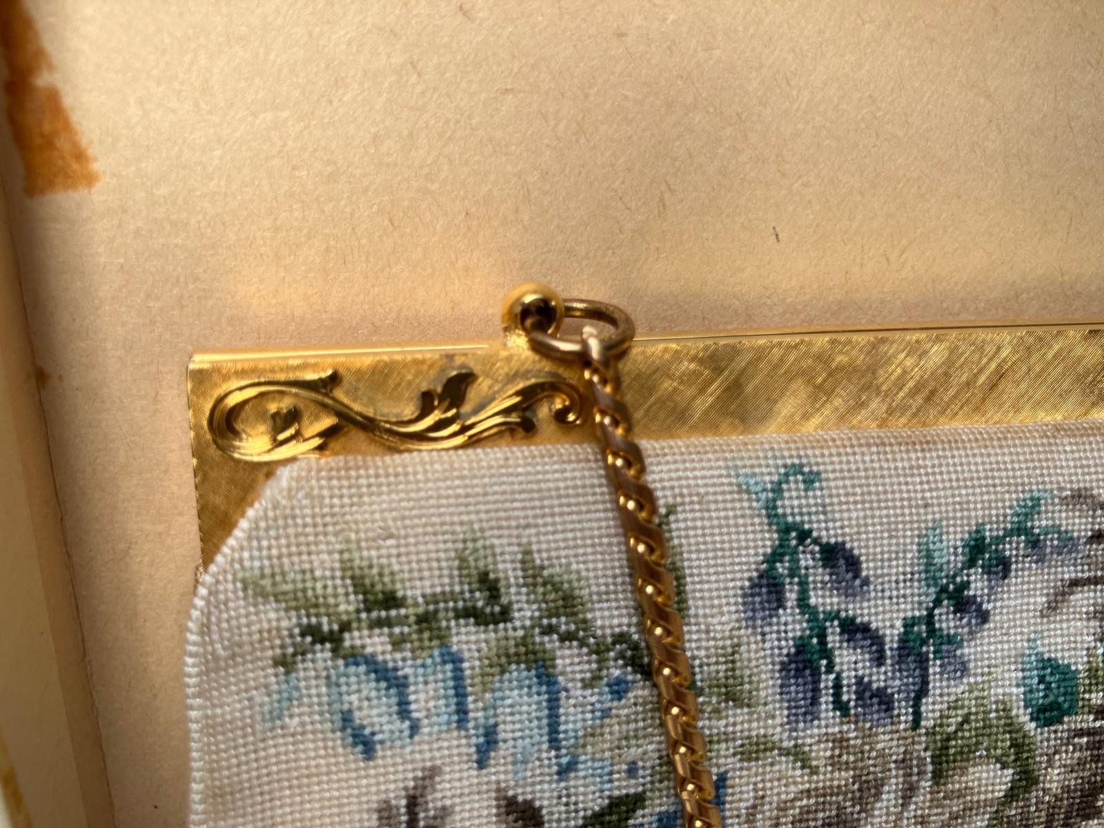 Borse da donna: Vintage Clutch Bag – Usato da Monte Carasso venduto da arn_dime 3
