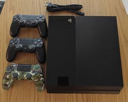 Playstation 4 inkl. Controller