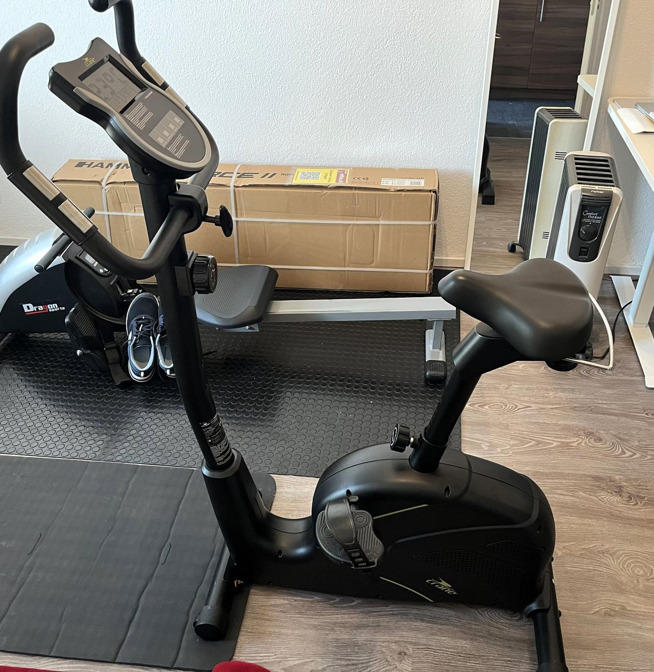 Hometrainer: Ergometer "Crane" schwarz guter Zustand – Gebraucht aus Madetswil von Remorio 1