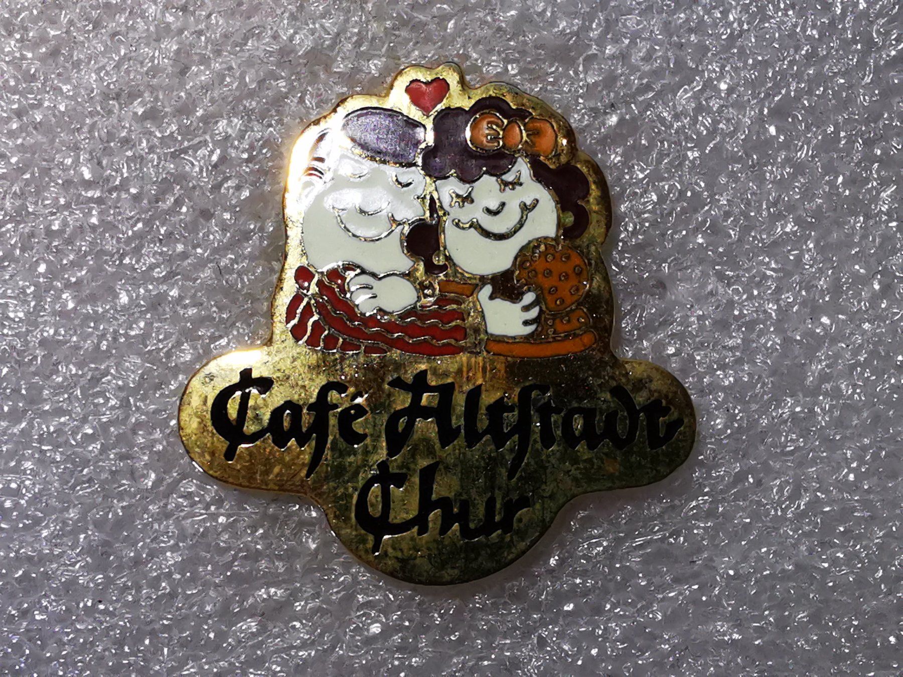 Placchette & Badge: Ansteckpin 65: Cafe Altfraude Chur – Usato da Oppligen venduto da Pin-Fall-Shop