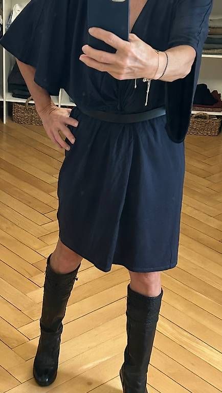 Vestiti: Kleid von Velvet – Usato da Luzern venduto da son_jmh8 4