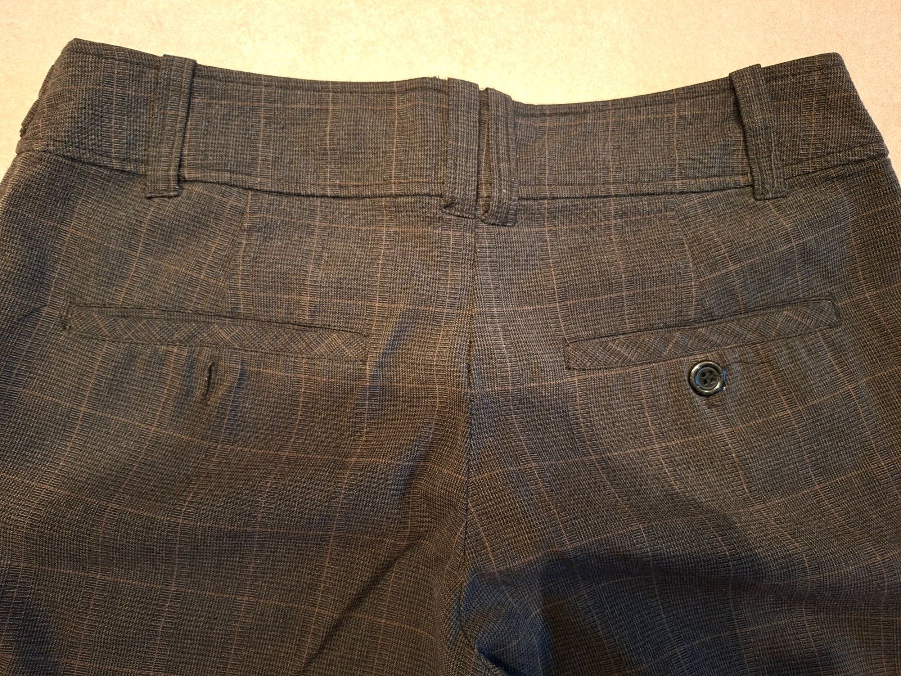 H&M Pantalons: 3/4 Hose – D'occasion à Waltenschwil par PlantAddict 4