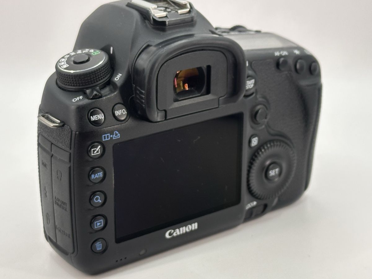 Canon Fotocamera: Canon Eos 5D iii Kit 24-105 mm Objektiv – Usato da Arbon venduto da Sed_9bj9 3