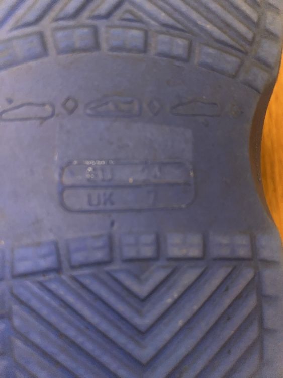 Crocs Schuhe für Jungen: Hausschuhe Gr. 24 / C4 – Gebraucht aus Bern von Elisa64 4