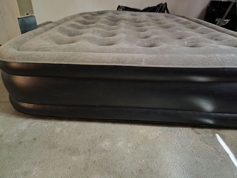 GROSSE LUFTMATRATZE visual data 3