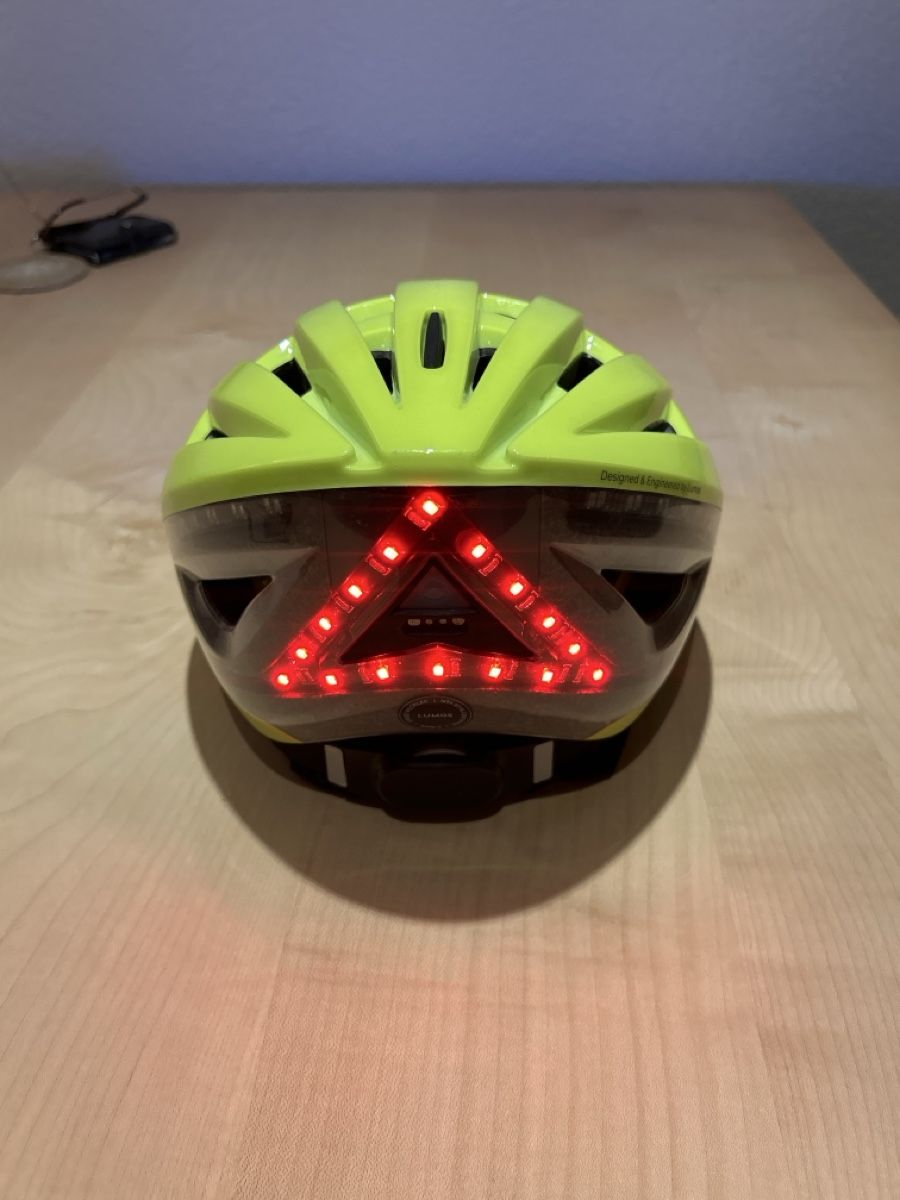 Helme: Lumos Velohelm LED Gelb – Gebraucht aus Zürich von uniking 1