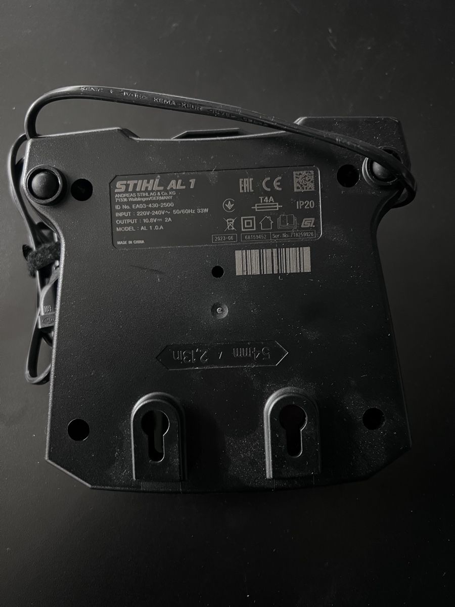 Stihl Caricabatterie: Original Stihl AL 1 Ladegerät – Nuovo (secondo la descrizione) da Rümlang venduto da rue_flohmi 1