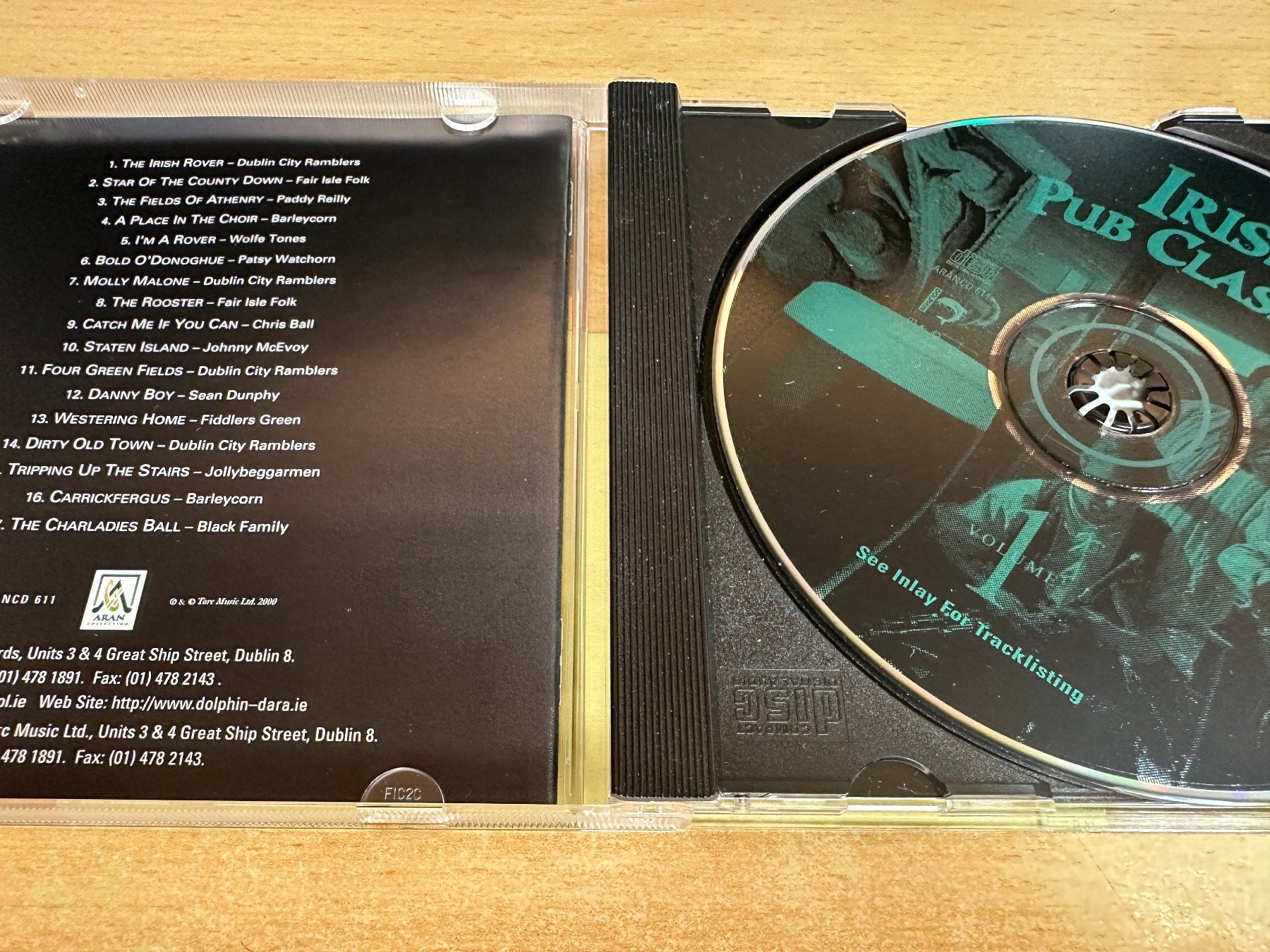 CD: Z4 Various – Irish Pub Classics Volume 1 – Usato da Rikon im Tösstal venduto da Alpenmutz 2