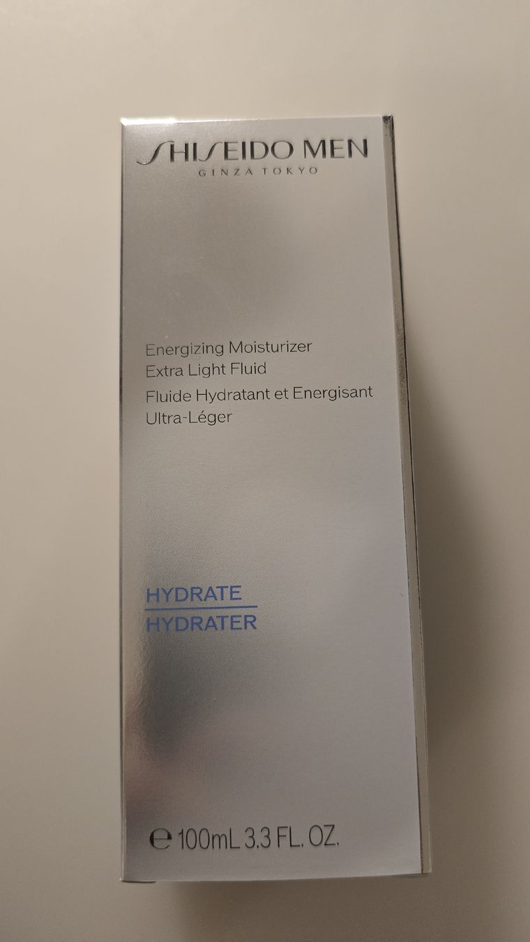 Shiseido Cura del viso: SHISEIDO MEN - ENERGIZING MOISTURER - EXTRA LIGHT FLUID – Nuovo e nell'imballaggio originale da Zürich venduto da Parsa
