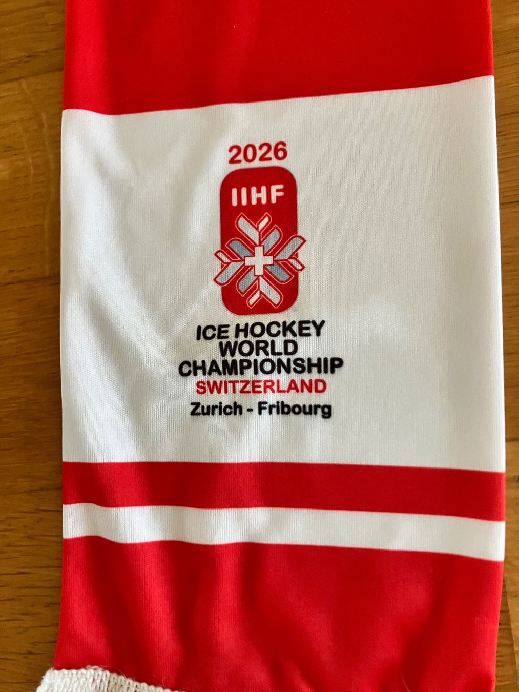 Foulard & Sciarpe: Echarpe Suisse IIHF 2026 – Nuovo (secondo la descrizione) da Corminboeuf venduto da Syl03
