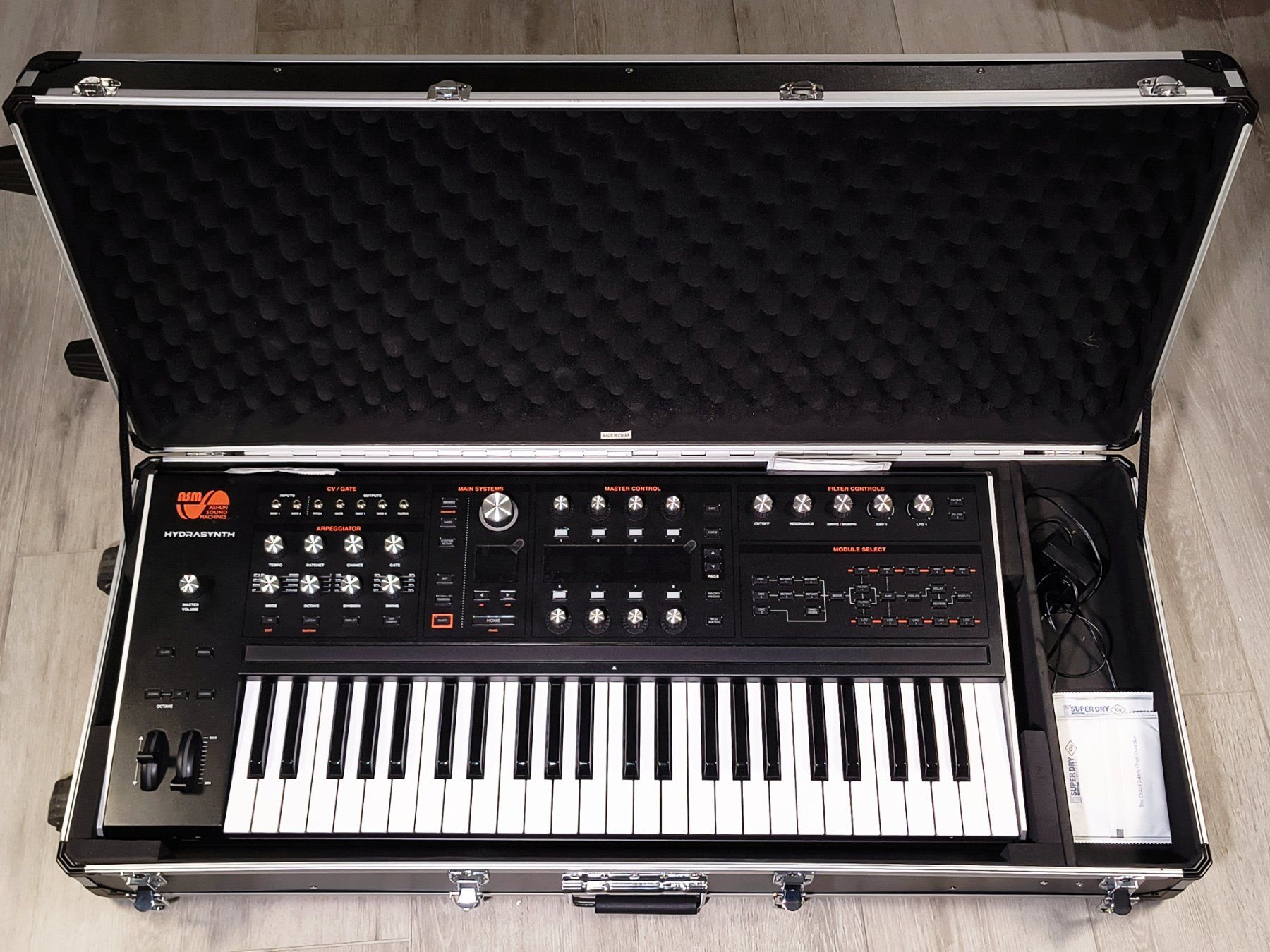 Strumenti musicali: ASM Hydrasynth Keyboard – Wave Morphing + Hard Case – Usato da Villars-sur-Glâne venduto da SwissTrendyStore