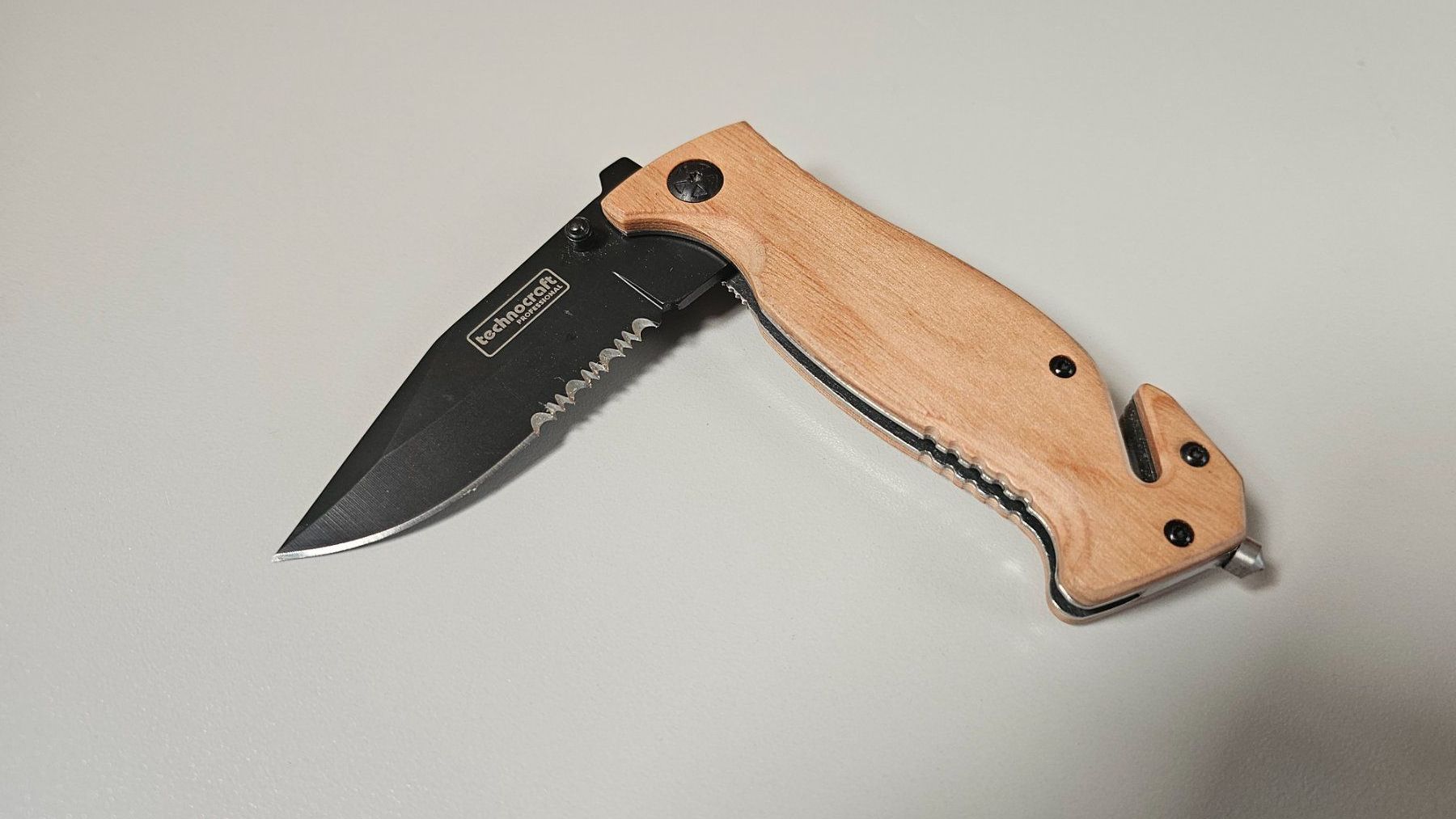 Accessori: Klappmesser mit Holgriff und Gurtschneider – Nuovo e nell'imballaggio originale da Koppigen venduto da Bracher_Mail-House 1