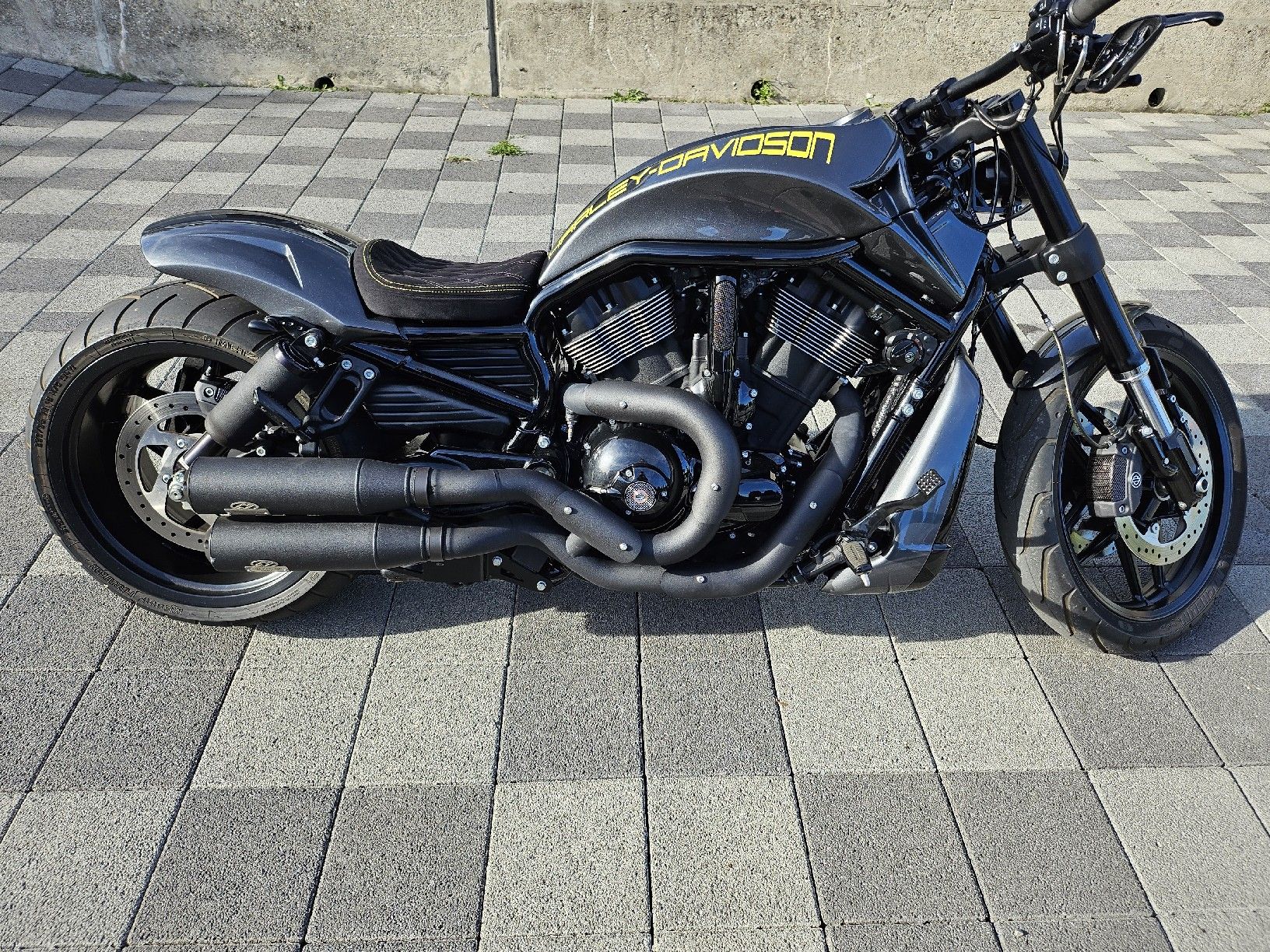 Harley-Davidson Chopper: Harley Davidson VROD – Gebraucht aus Niedergösgen von GTM131 1