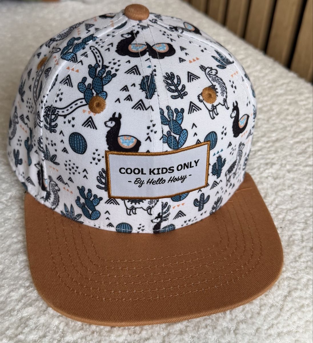 Berretti & Sciarpe: Casquette Hello Hossy 9-18 mois comme Neuve! – Nuovo (secondo la descrizione) da Châtel-Montsalvens venduto da lis_8dd6