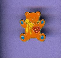 TEDDY-BÄR