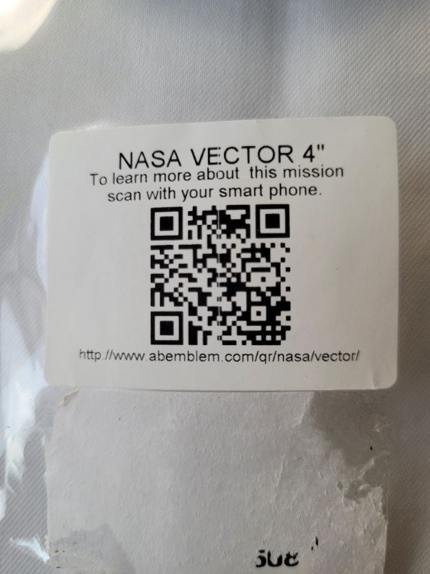NASA Placchette & Badge: Zwei Raumfahrt-Abzeichen gestickt, Durchmesser 10cm – Nuovo e nell'imballaggio originale da Altdorf UR venduto da Nordwing 3
