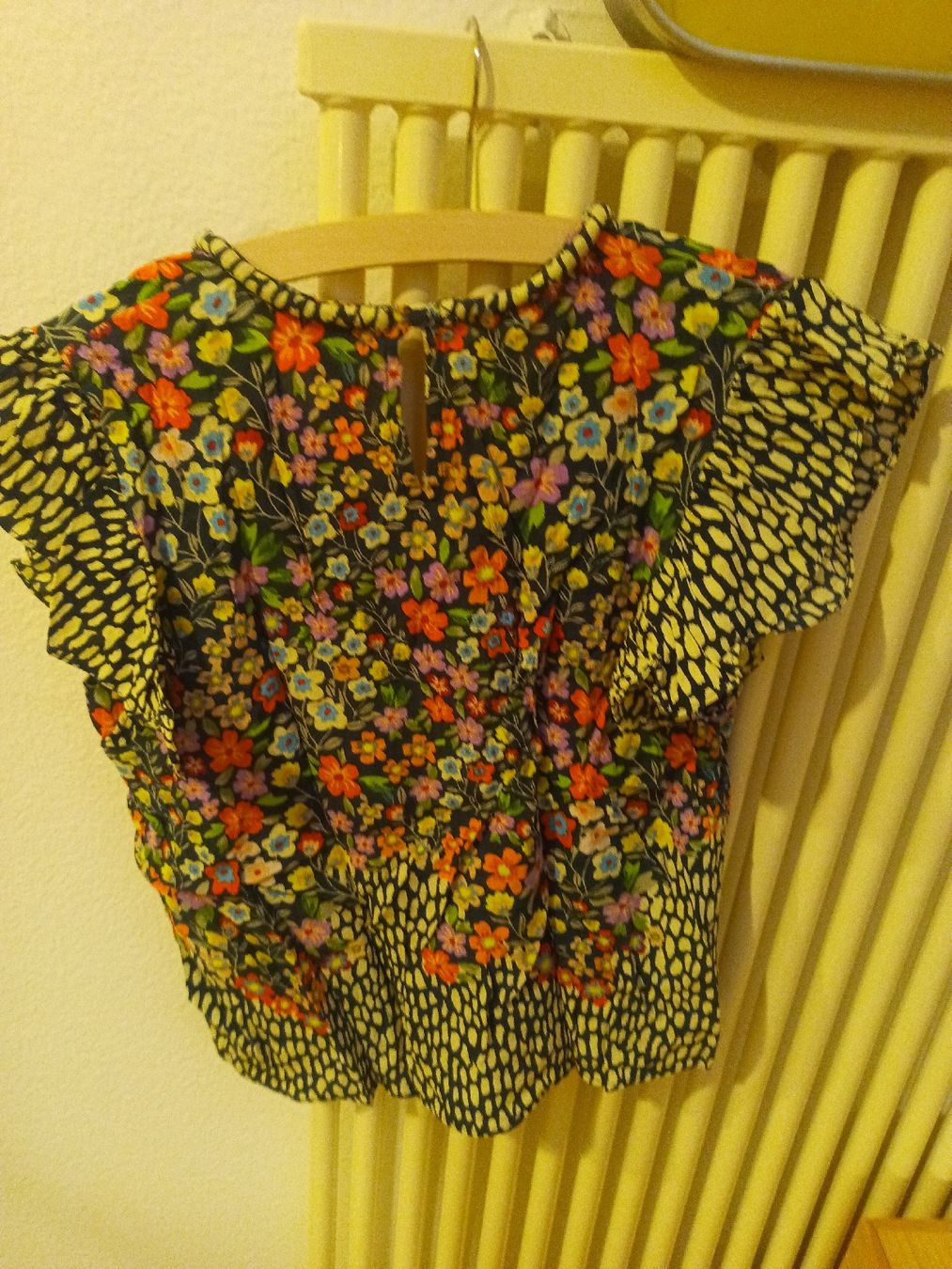 Top: Flower Top S – Usato da Dübendorf venduto da selestrine 3