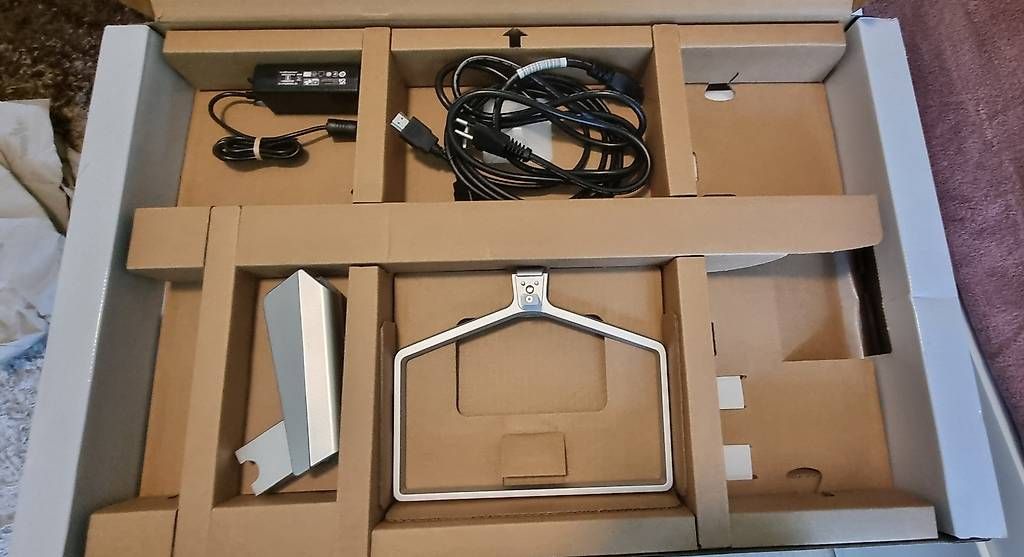 Monitor: Monitor HP Series 5527sa – Usato da Zürich venduto da NachtRocker 1