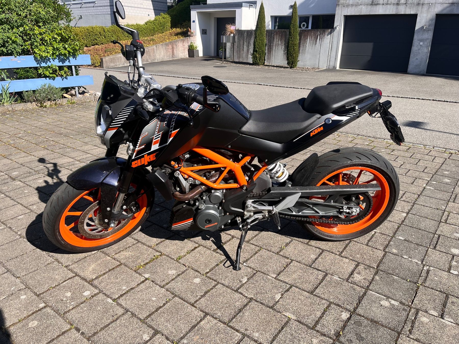 KTM Strada: KTM Duke 390 – Usato da Olten venduto da NHinkelmann
