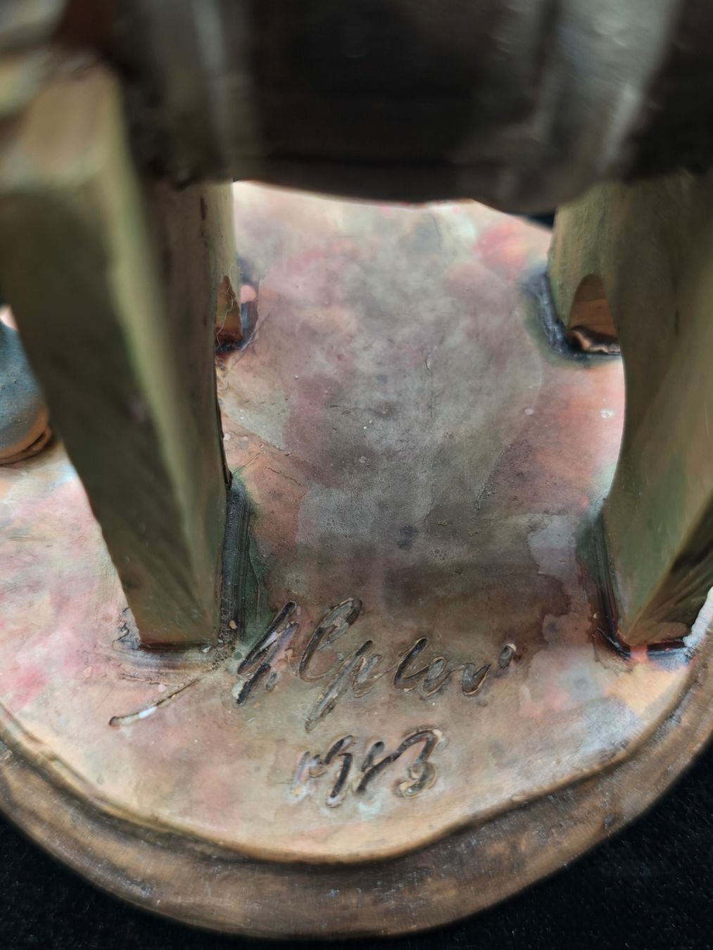 Statuette: Ton Figur sitzender Mann auf Weinfass, signiert – Usato da Rorschacherberg venduto da snOOpydOg11 4