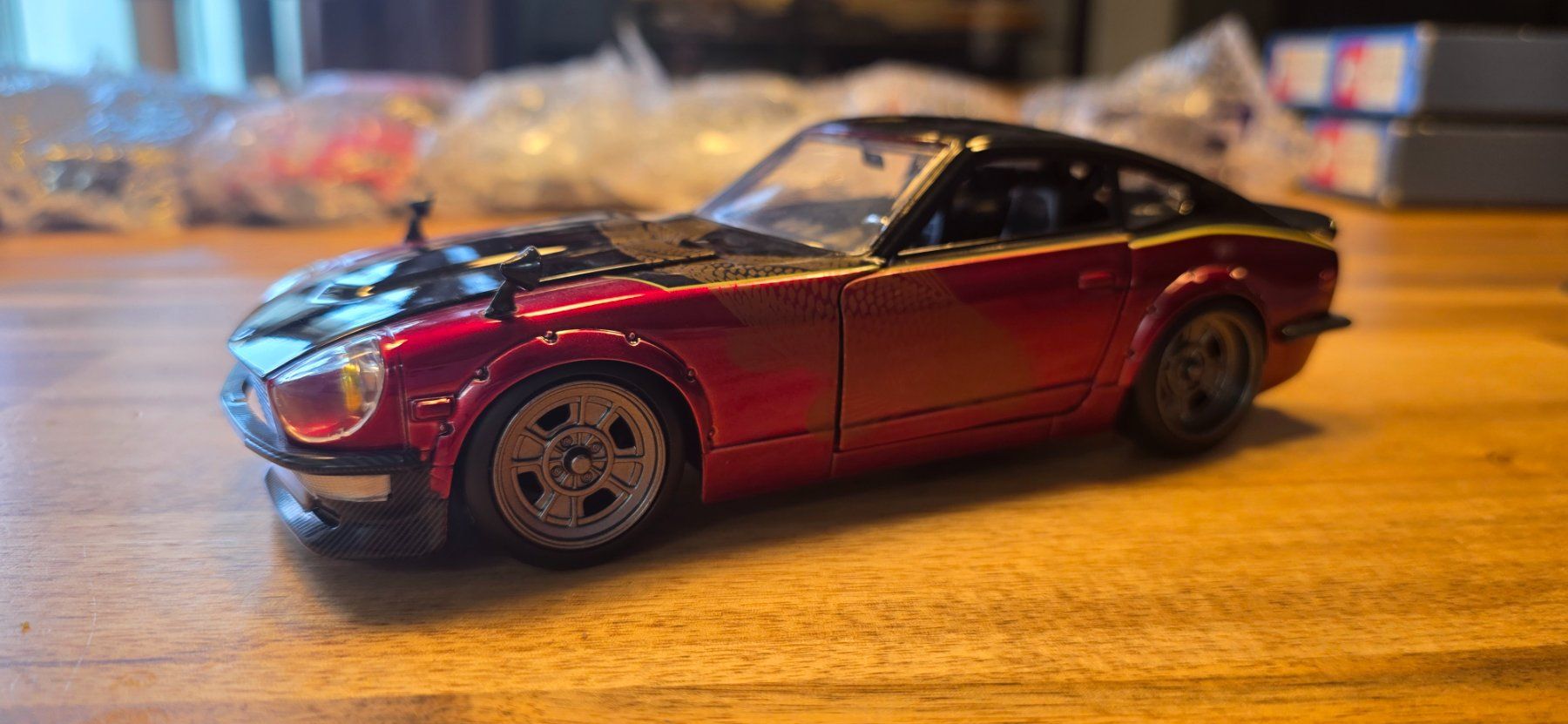 Nissan Modellini d'auto: Modellauto 1972 Datsun 240Z rot 1/24 – Usato da Hochfelden venduto da Danizh0