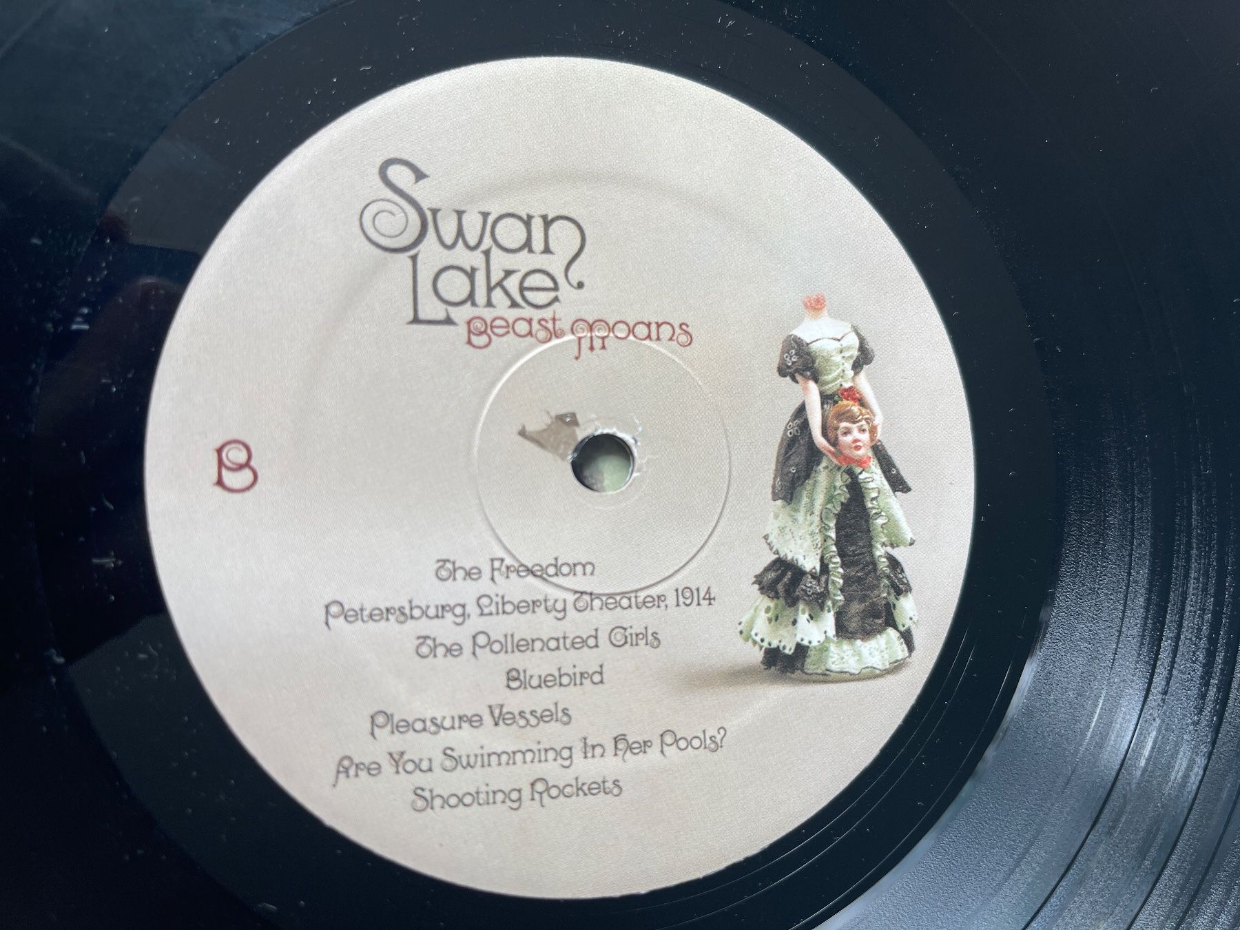 Dischi in vinile: Swan Lake - Beast Moans – Usato da Frutigen venduto da Philippe_jsp 2