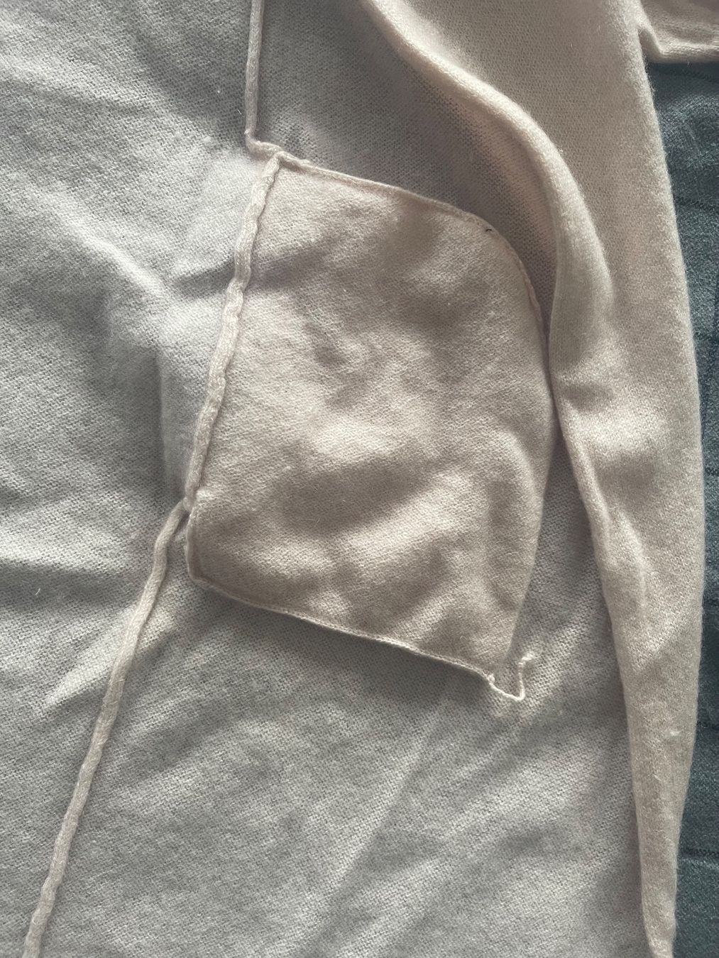 Giacche: Les 100 ciels Kaschmir Cardigan Gr.S – Usato da Stallikon venduto da BaumArt 4