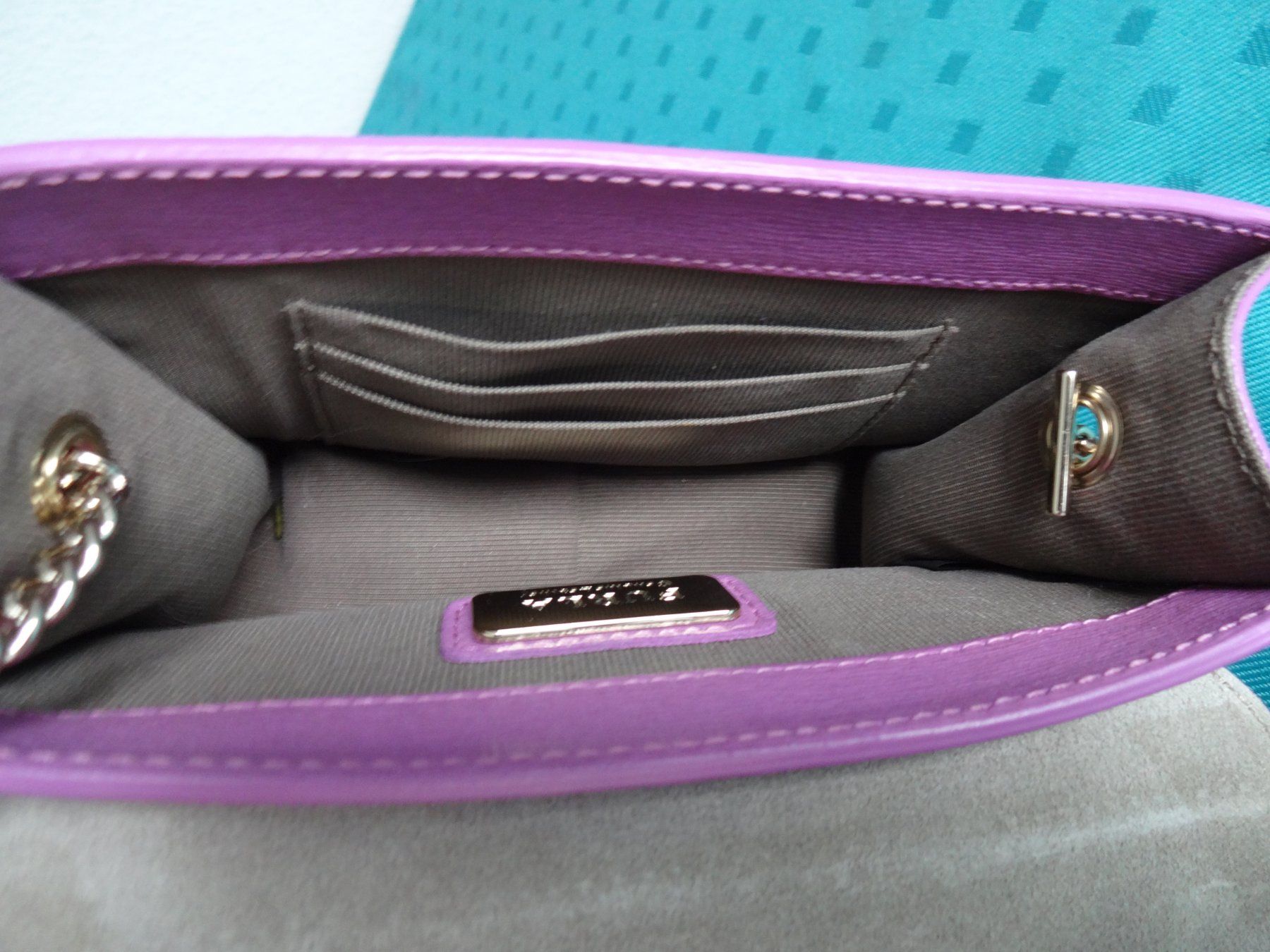Taschen für Damen: "FURLA" Leder Umhängetasche – Neu (gemäss Beschreibung) aus Bronschhofen von Xena37 7