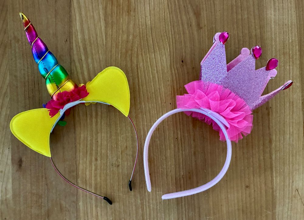 Costumes: 2 Haarreifen: Einhorn und Prinzessin für Fasnacht! – Neuf (Voir description) à Zürich par tersus1981