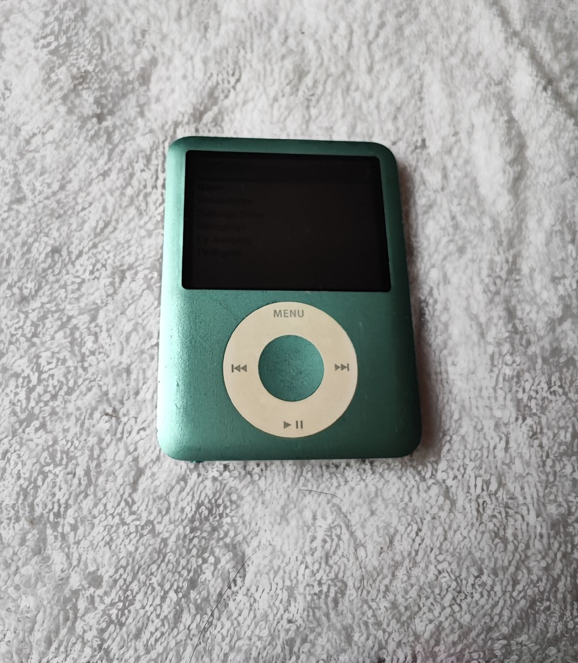 Apple Lecteur media portable: Apple iPod Nano 3rd Gen 8GB  – D'occasion à Zollikofen par zar_j67f 2
