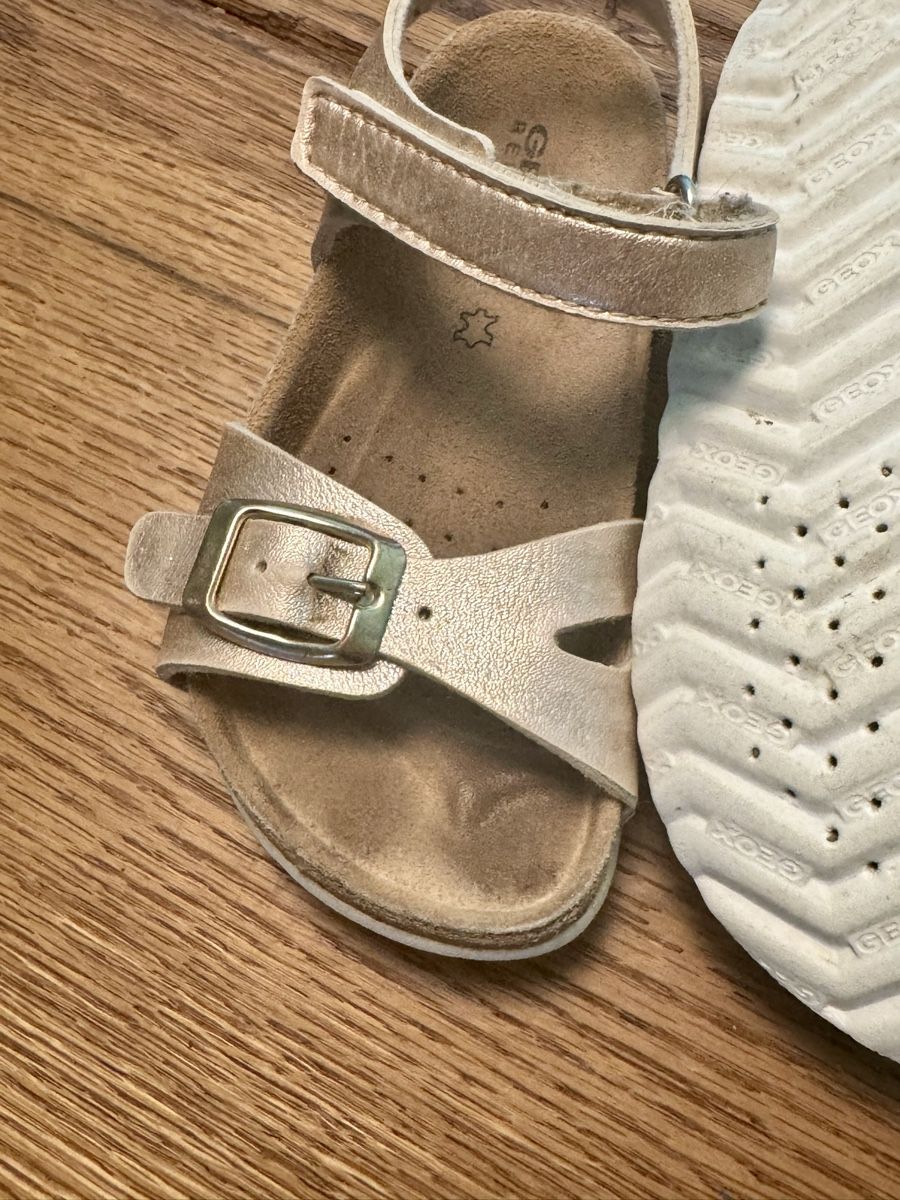 Geox Scarpe per ragazze: Geox Sandalen Gr. 25&27 – Usato da Urtenen-Schönbühl venduto da Stephchen 3