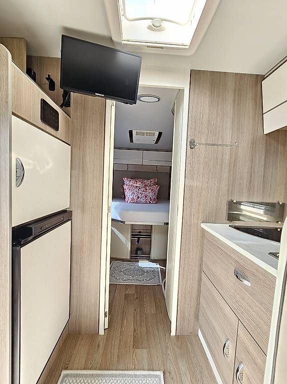 Veicoli da campeggio: TOP WOHNMOBIL mit Automat, Solar, Klima! – Usato da Recherswil venduto da Caravan-EmmE 5