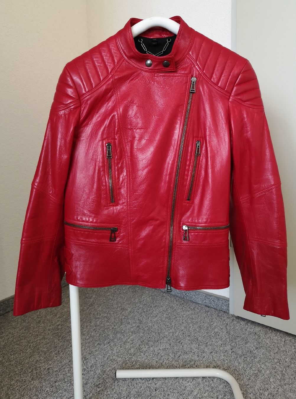 Belstaff Giacche: Damenlederjacke rot Belstaff – Nuovo (secondo la descrizione) da Schaffhausen venduto da Captancemo 5