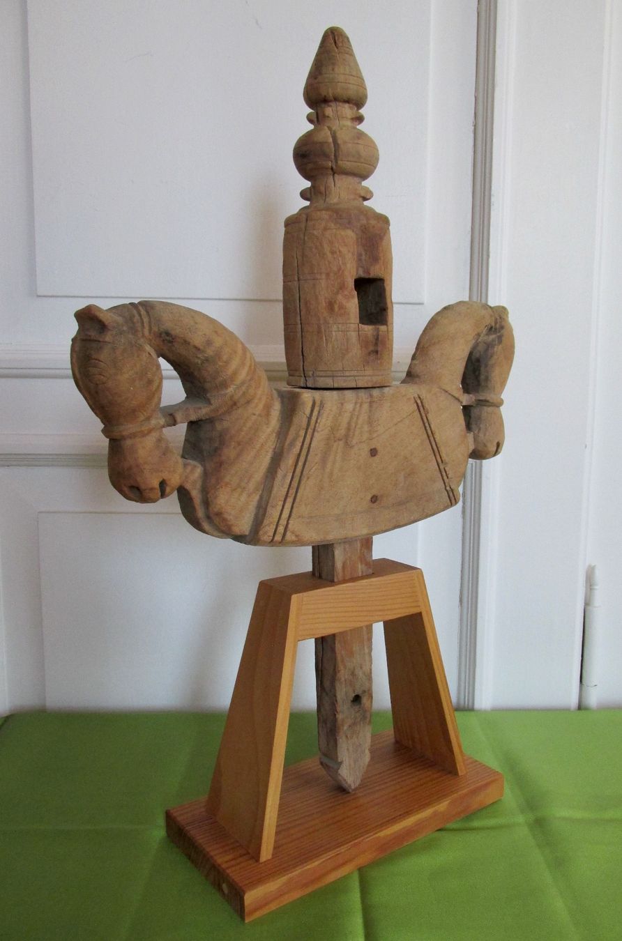 Sculture & Statue: Geschnitzte Holzfigur: stilisierte Pferdefigur – Usato da Winterthur venduto da mat_q5d5 2