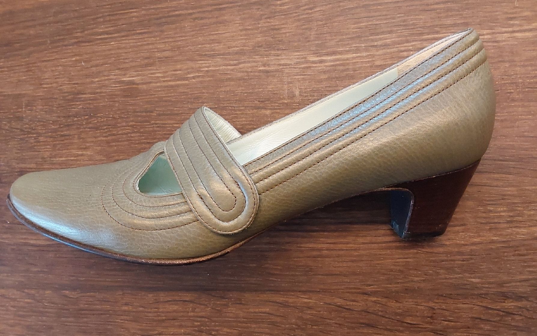 Stefi Talman Scarpe da donna: Pumps 39 oliv Stefi Talman – Usato da Köniz venduto da scopello12