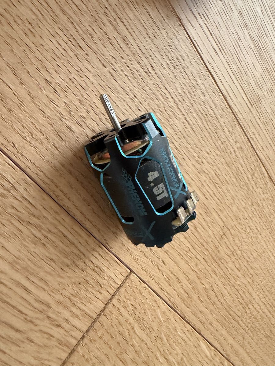 RC Modellbau: Trinity 4.5T Phenom – Neu (gemäss Beschreibung) aus Zürich von ais_y6z6