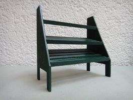 Puppenhauszubehör, Pflanzentreppe, Handarbeit