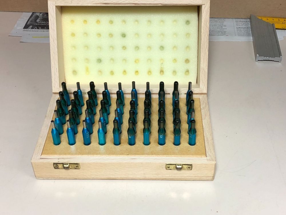 Jeu De 14 Tampons Jauges CARY LECLOCLE - Diamètres 0,65 à 3,05 Mm - Modèle W95