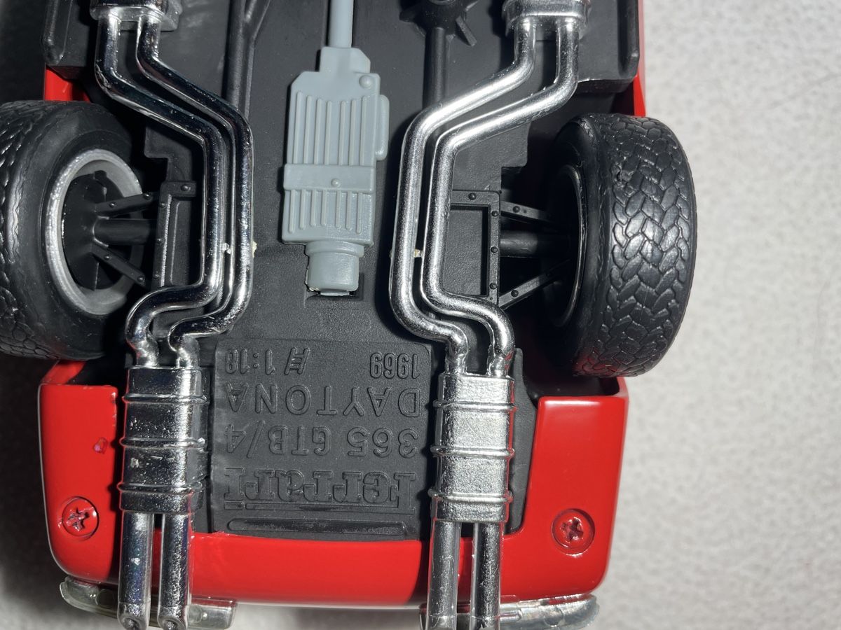 Bburago Modellini d'auto: Ferrari 3 Diverse Modelle  – Usato da Zuerich venduto da HaYvFoRu 4
