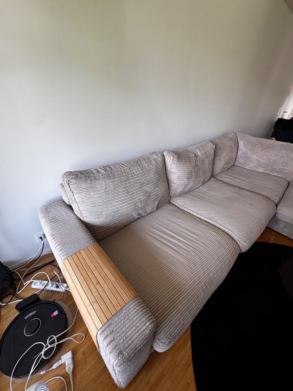 Sofas: Ecksofa Cord beige – Gebraucht aus Rapperswil SG von Joshuabaechle 2